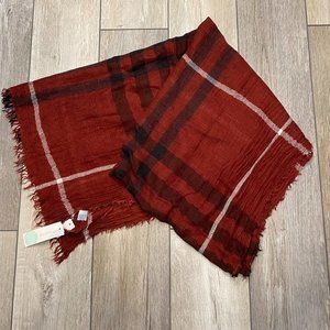 Girly NWT Amare burgundy plaid oblong scarf